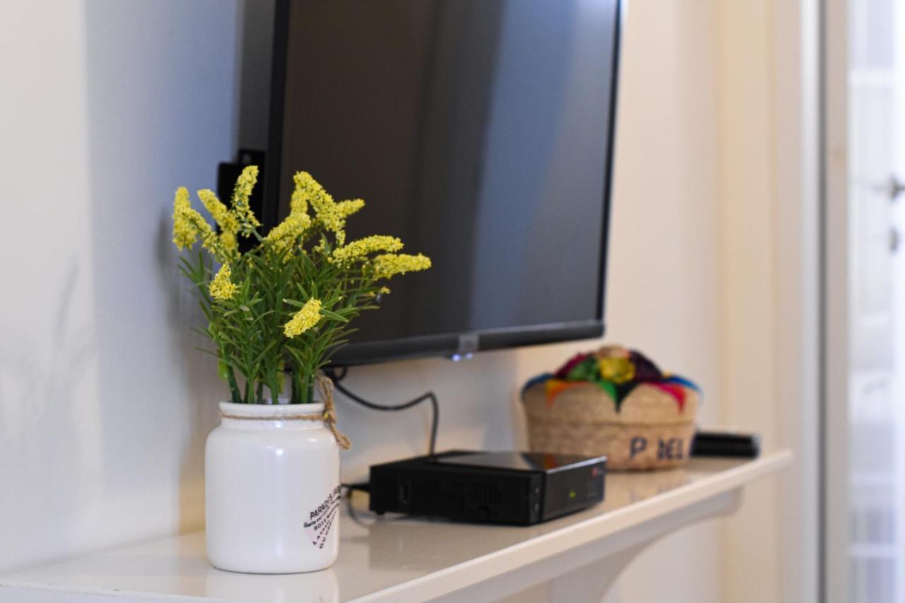 Sunshine Suite Boutique Only 5 Min Walk To The Beach - By Seaelo Eilat Exterior foto